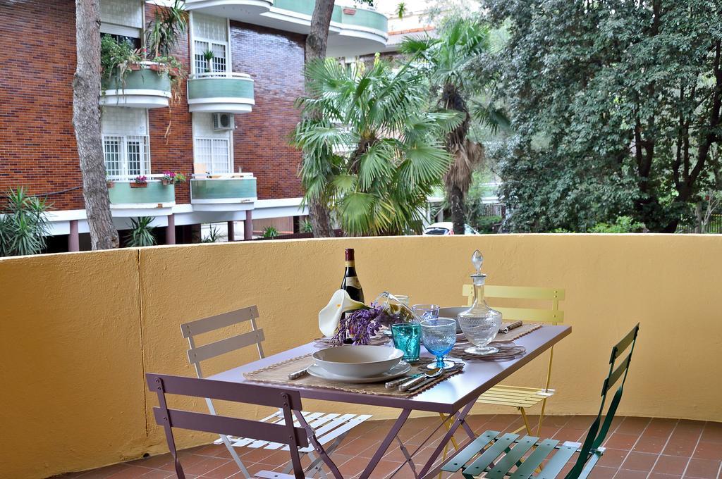 เรซิเดนซา ปัมฟิลี โรม Apartment ภายนอก รูปภาพ