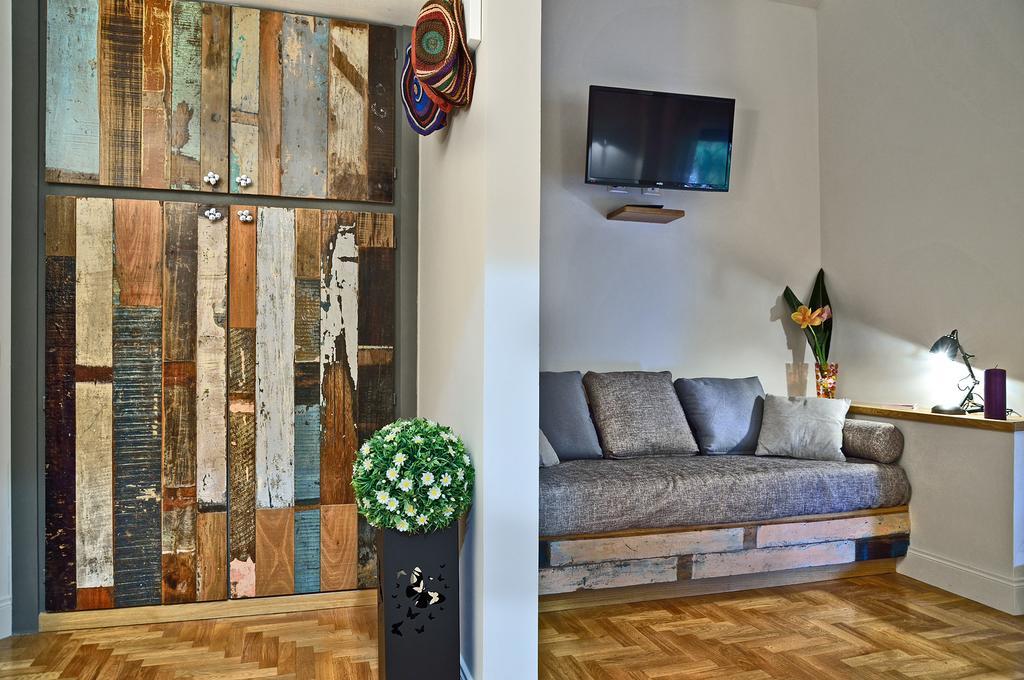 เรซิเดนซา ปัมฟิลี โรม Apartment ภายนอก รูปภาพ