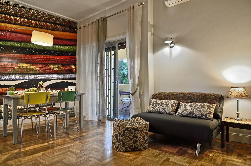 เรซิเดนซา ปัมฟิลี โรม Apartment ภายนอก รูปภาพ