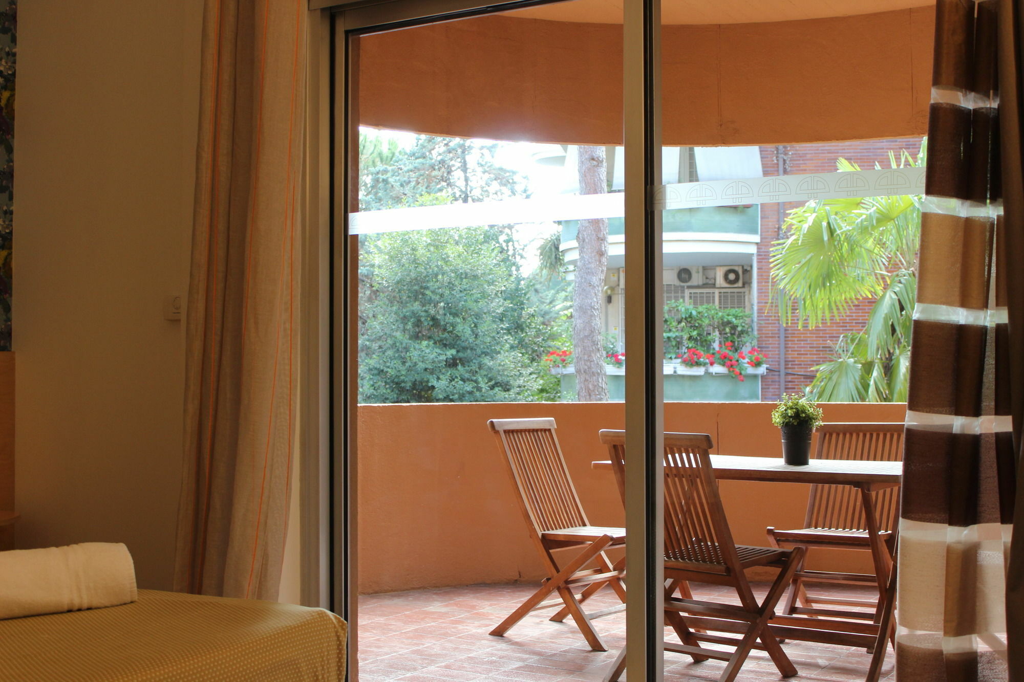 เรซิเดนซา ปัมฟิลี โรม Apartment ภายนอก รูปภาพ